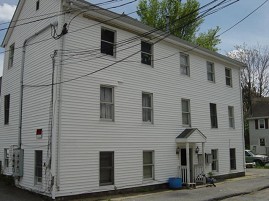 33 Center St in Woburn, MA - Foto de edificio - Building Photo