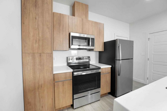 1402 W Platinum Dr, Unit Unit 1 in Pharr, TX - Building Photo - Building Photo