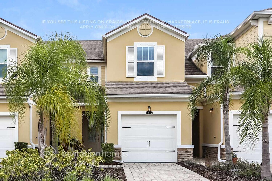 12145 Trailhead Dr in Bradenton, FL - Building Photo