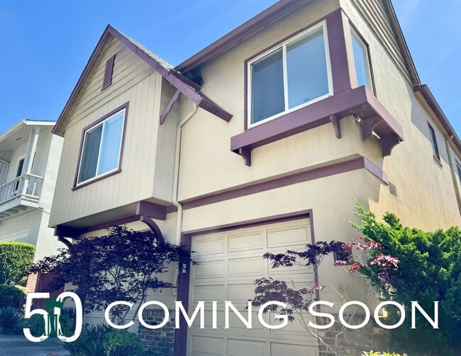 property at 13 Warren Dr