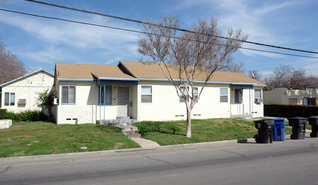 1305-1311 Wall Ave in San Bernardino, CA - Building Photo - Building Photo