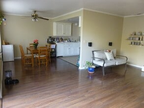 680 Floral Dr in Solvang, CA - Building Photo - Building Photo