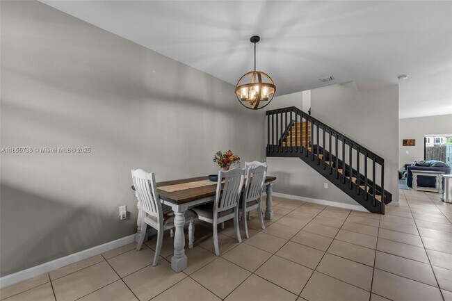 3763 SE 2nd St in Homestead, FL - Building Photo - Building Photo