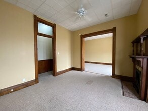 109 N 8th St in Quincy, IL - Building Photo - Building Photo