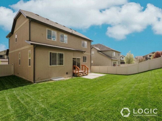 7673 Decrescendo Dr in Eagle Mountain, UT - Building Photo - Building Photo