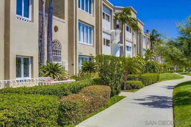 4012 Nobel Dr in San Diego, CA - Building Photo - Building Photo