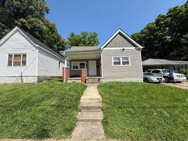 property at 617 Ohio St