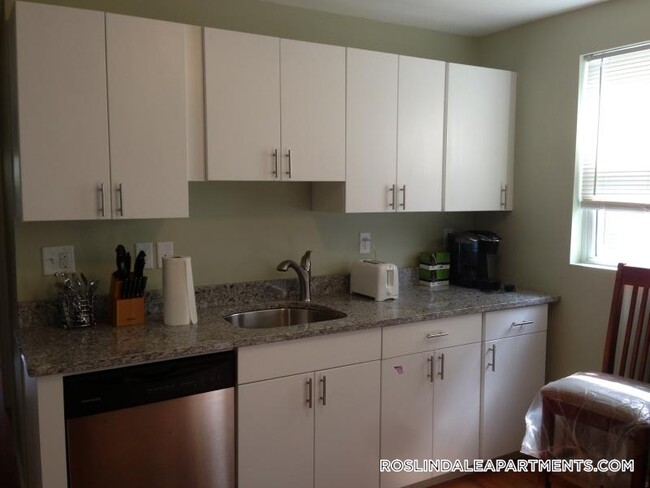 3977 Washington St in Boston, MA - Building Photo - Building Photo