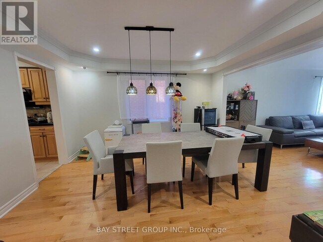 property at 98 Brookeview Dr