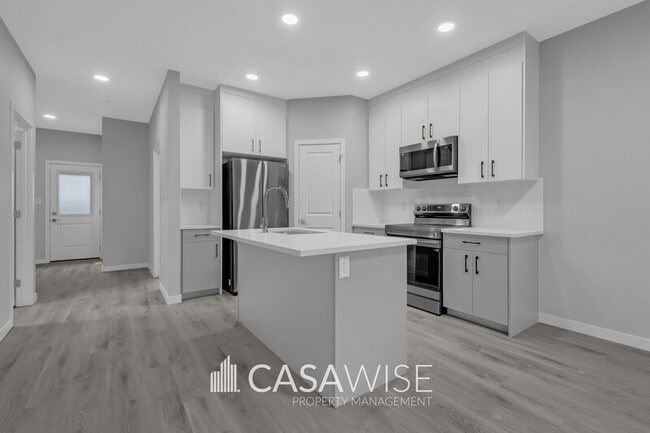 property at 11927-11125 125 St NW