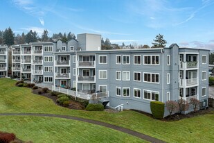 6125 NE 175th St in Kenmore, WA - Building Photo