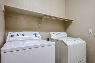 4871 S Cobblestone St in Gilbert, AZ - Building Photo - Building Photo