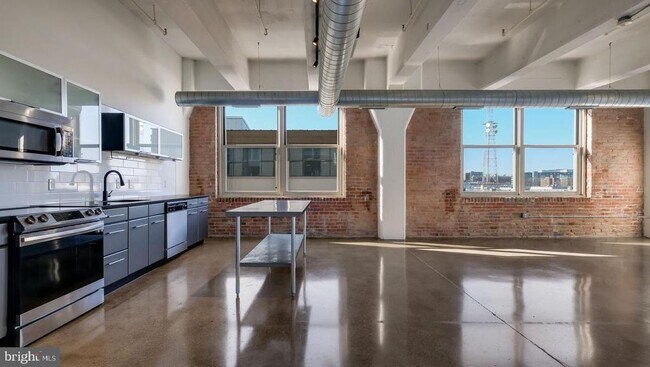 444 N 4th St in Philadelphia, PA - Building Photo - Building Photo