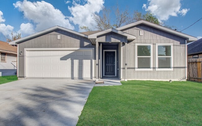 property at 6202 N Wayside Dr