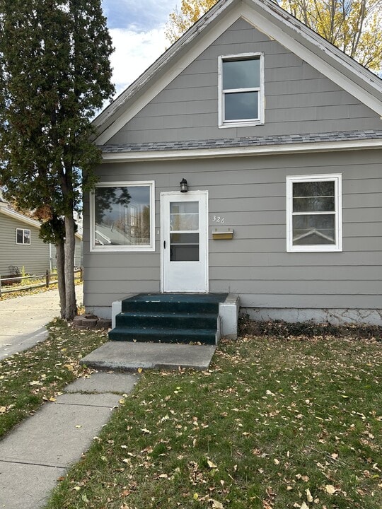 326 Miles Ave in Billings, MT - Building Photo