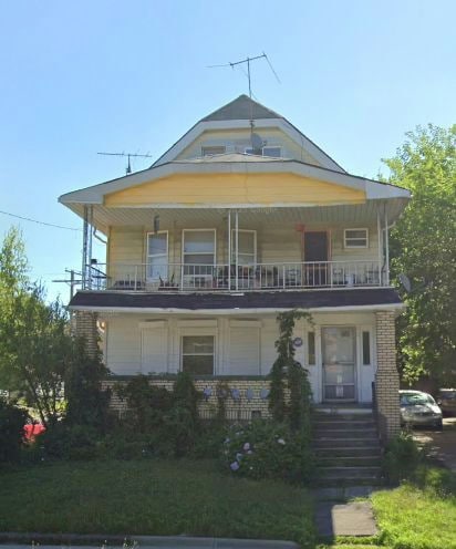 property at 3615 E 146th St