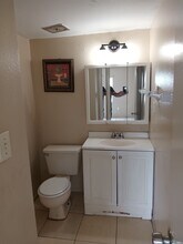 1404 Holden Ave in Orlando, FL - Building Photo - Building Photo