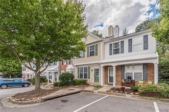 280 Devonshire Dr in Alpharetta, GA - Building Photo - Building Photo