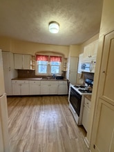 639 Mulberry Ave, Unit 2 in Clarksburg, WV - Building Photo - Building Photo