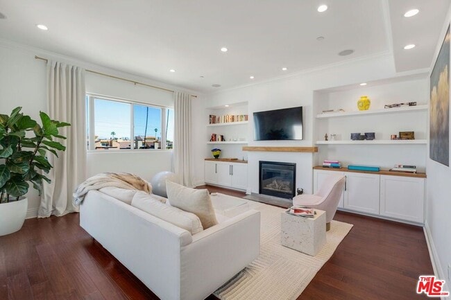 1316 Amherst Ave in Los Angeles, CA - Building Photo - Building Photo