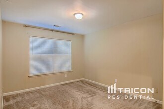 18 Rockridge Dr in Newnan, GA - Building Photo - Building Photo