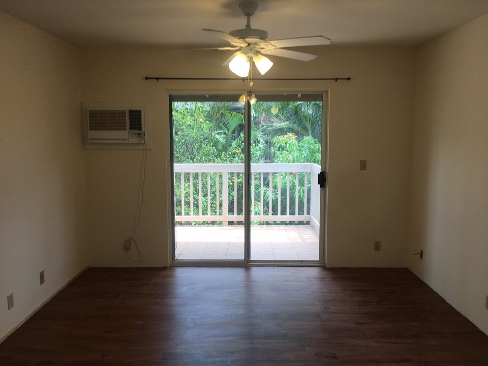480 Kenolio Rd in Kihei, HI - Building Photo