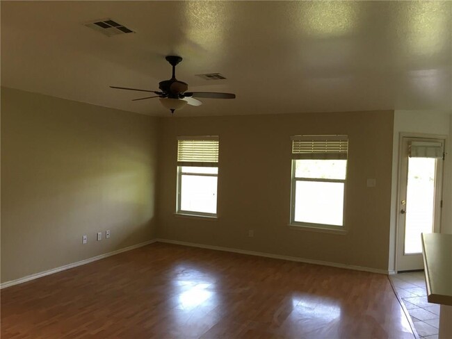 3557 Sandy Koufax Ln in Round Rock, TX - Building Photo - Building Photo