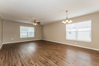 10721 Shady Preserve Dr in Riverview, FL - Building Photo - Building Photo