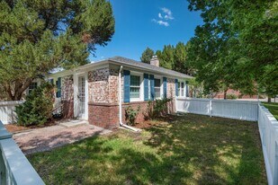 1267 Leyden St in Denver, CO - Building Photo