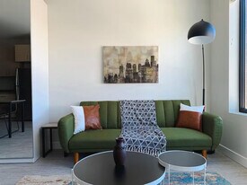 2530 University Ave in Des Moines, IA - Building Photo