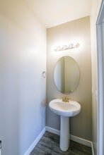 1106 Emerald Pools Ln in Bluffdale, UT - Building Photo - Building Photo