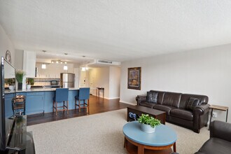 2965 Pharr Ct S Northwest in Atlanta, GA - Building Photo - Building Photo