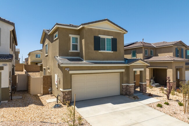 Alicante in Victorville, CA - Building Photo - Building Photo