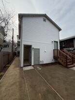 2422 Kayak Alley in Sacramento, CA - Building Photo