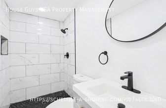 12006 Smalley Ave in Grandview, MO - Building Photo - Building Photo