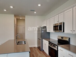 1060 Grafton Ridge Dr in Eustis, FL - Building Photo - Building Photo