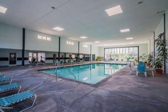 603 Sunfish Way in Port Hueneme, CA - Foto de edificio - Building Photo