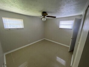 130 Orion St in Orange Park, FL - Building Photo - Building Photo