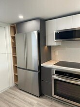 3151 S Palm Aire Dr in Pompano Beach, FL - Building Photo - Building Photo