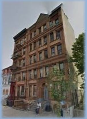 439 E 135th St in Bronx, NY - Foto de edificio