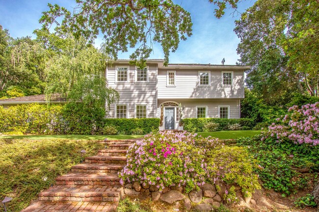 property at 15 Wolfe Glen Way