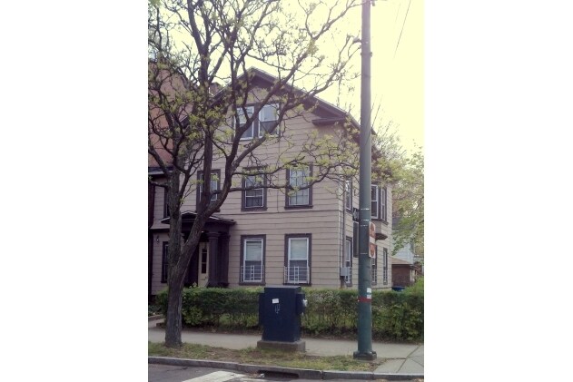 263 Dwight St in New Haven, CT - Foto de edificio