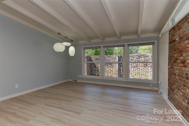 3111 Spring Valley Rd in Charlotte, NC - Building Photo - Building Photo