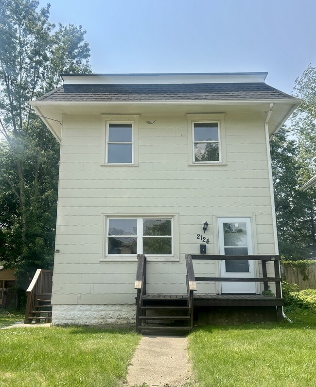 property at 2124 17th St SW