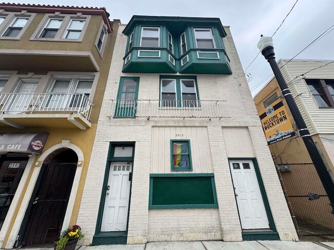 property at 2312 Arctic Ave