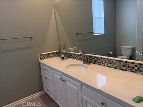 21421 Hayley Lane in Huntington Beach, CA - Building Photo - Building Photo