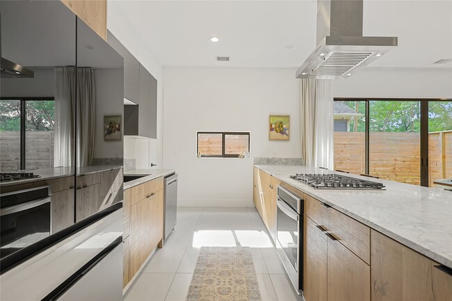 property at 1550 Ashway St