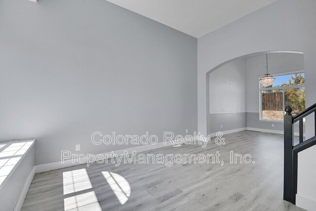 19223 E Linvale Pl in Aurora, CO - Foto de edificio - Building Photo