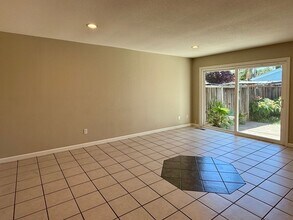 396 Nature Dr in San Jose, CA - Building Photo - Building Photo