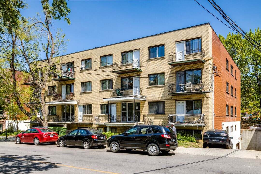 7815 Mountain Sights Av in Montréal, QC - Building Photo